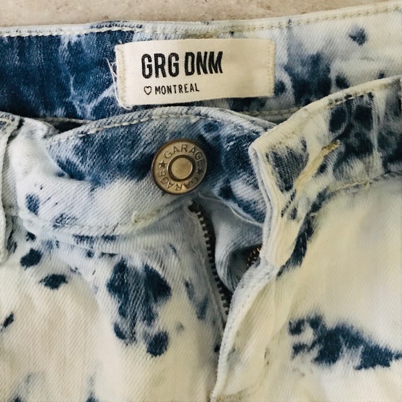 Garage Denim Jean Short Shorts - Picture 3 of 4